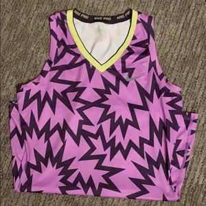 Nike Pro women’s tank top medium
